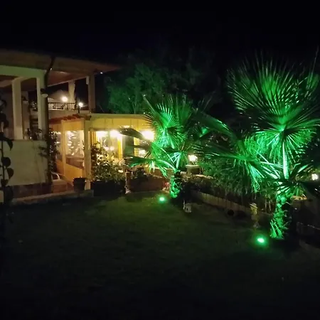 Apartment Three Palms