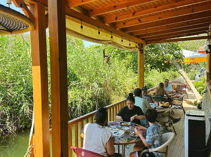 Apartment Three Palms