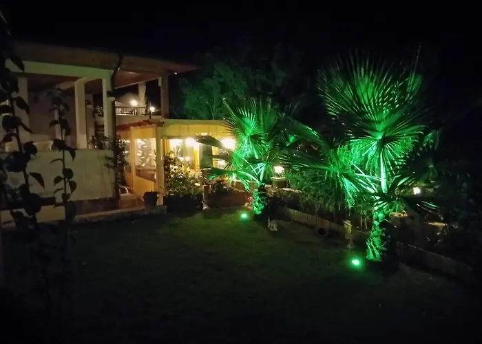 Apartment Three Palms