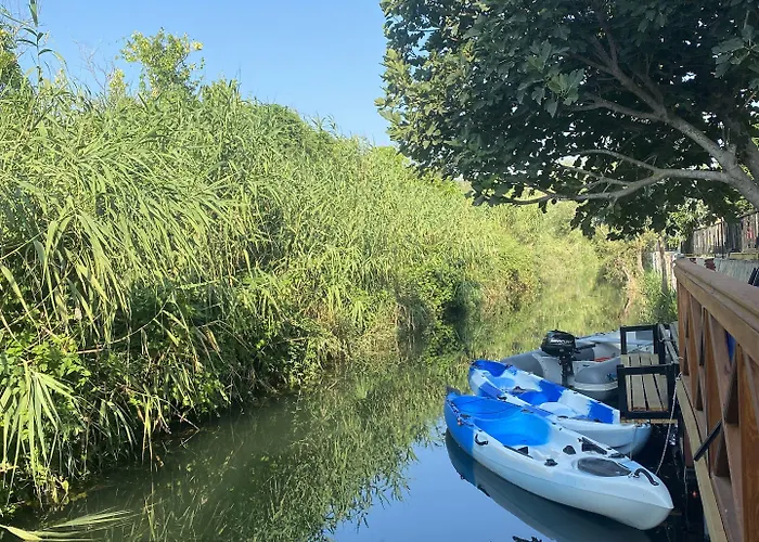 Apartment Three Palms *